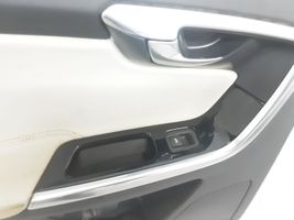 Volvo XC60 Rivestimento del pannello della portiera posteriore 30766403