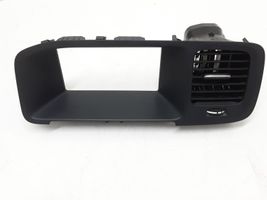 Volvo S60 Radio/GPS head unit trim 30791675