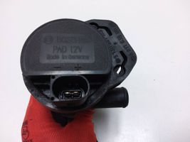 Mercedes-Benz GL X166 Pompe à eau de liquide de refroidissement A2118350028