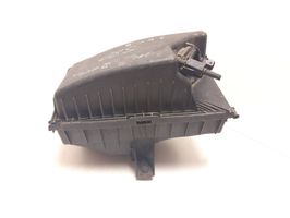 Volvo S80 Air filter box 8624782