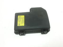 Volvo S60 Tapa de caja de fusibles 8645259