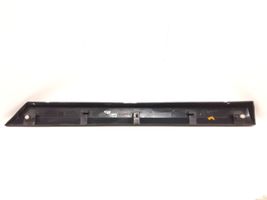 Volvo S80 Takaoven lista (muoto) 30678135