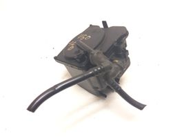 Volvo V50 Fuel filter housing 9305108C