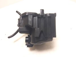 Volvo V50 Fuel filter housing 9305108C