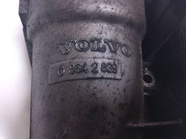 Volvo XC90 Mocowanie / uchwyt filtra oleju 8642839