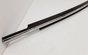 Volvo XC90 Rivestimento modanatura del vetro della portiera anteriore 30753851