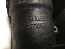 Volvo V70 Öljynsuodattimen kannake 6740273266