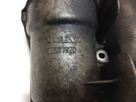 Volvo XC90 Supporto di montaggio del filtro dell’olio 30677920