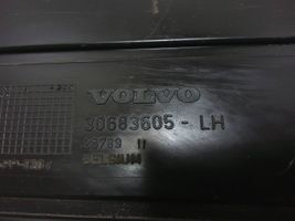 Volvo V50 Moottorin alustan välipohjan roiskesuoja 30683605