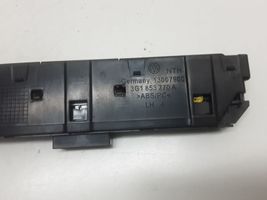 Volkswagen PASSAT B8 Interruttore luci di emergenza 3G1853770A