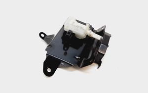 Volvo C70 Fuel tank cap lock 806624