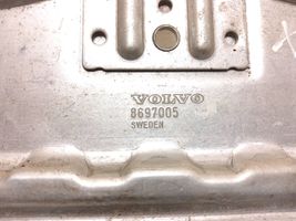 Volvo XC90 Boîte de batterie 8697005