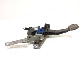 Volvo V50 Clutch pedal 4N517B633EH