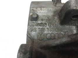 Volkswagen PASSAT B8 Uchwyt / Mocowanie sprężarki klimatyzacji 04L903143DE