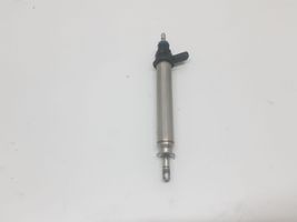 Mercedes-Benz C AMG W205 Fuel injector A2560700187