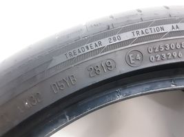 Mercedes-Benz C AMG W205 R19 summer tire 25535R19