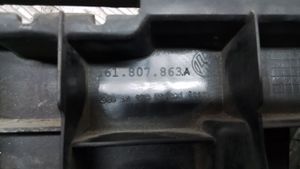 Volkswagen PASSAT B7 USA Support de pare-chocs arrière 561807863A