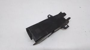 BMW 7 F01 F02 F03 F04 Conducto del refrigerador de frenos 7184155