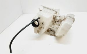 Volvo V70 Windshield washer fluid reservoir/tank 30655661