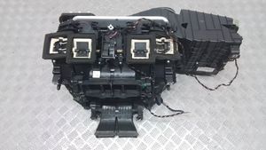 BMW 7 F01 F02 F03 F04 Комплект воздушного узла салона 9197020