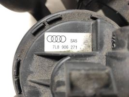 Audi Q7 4L Aktiivihiilisuodattimen polttoainehöyrysäiliö 7L8201801