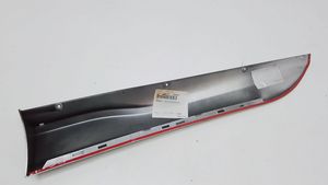 Volvo V40 Rivestimento portiera posteriore (modanatura) 31330283