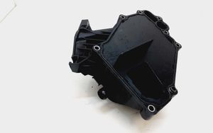 Volvo V60 Oil filter mounting bracket 30757730