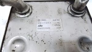 Audi Q7 4L Moottoriöljyn jäähdytinlaite 079117015A