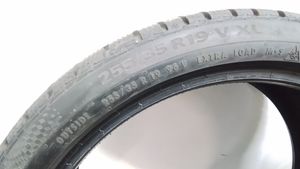 Mercedes-Benz C AMG W205 R19 winter tire 