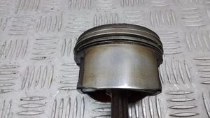 Volvo XC70 Piston avec bielle 