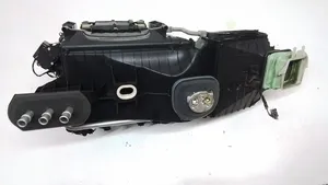 BMW 7 F01 F02 F03 F04 Montaje de la caja de climatización interior 9197020