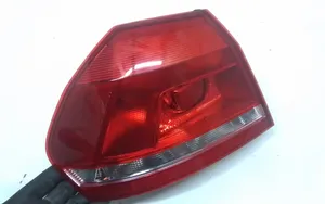 Volkswagen PASSAT B7 USA Lampa tylna 561945095H