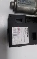 Volvo V50 Moteur de lève-vitre de porte avant 30739007