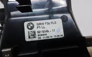 BMW 3 GT F34 Kojelaudan sivutuuletussuuttimen kehys 9218549