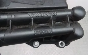 Volvo S60 Öljynsuodattimen kannake 30757730