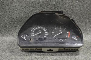 BMW 5 E34 Compteur de vitesse tableau de bord 8361124