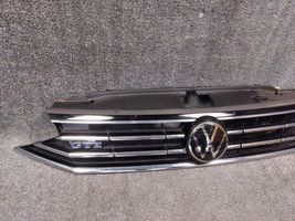 Volkswagen PASSAT B8 Maskownica / Grill / Atrapa górna chłodnicy 