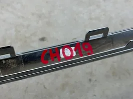 Ford Focus Grille calandre supérieure de pare-chocs avant 8M51-8C436-AD