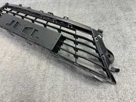 Renault Megane IV Grille inférieure de pare-chocs avant 622542307R