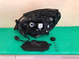 Volvo V60 Lampy przednie / Komplet 31299990