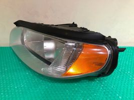 Volvo V70 Lampy przednie / Komplet 31214347