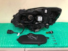 Volvo V60 Lampy przednie / Komplet 31420108