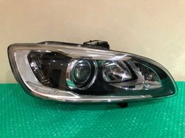 Volvo V60 Lampy przednie / Komplet 31420108