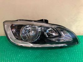 Volvo V60 Lampy przednie / Komplet 31420269