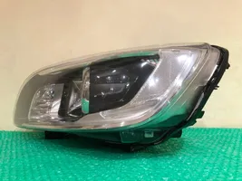 Volvo V60 Lampy przednie / Komplet 31420108