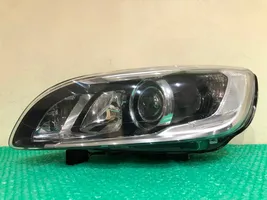 Volvo V60 Lot de 2 lampes frontales / phare 31420108