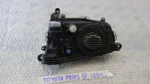 Toyota Prius Prime Etu-/Ajovalo MDE1324393R