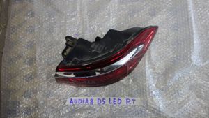 Audi A8 S8 D5 Luz trasera/de freno 4N0945092B