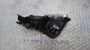 KIA Niro Передняя противотуманная фара 92202-AT