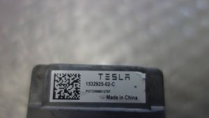 Tesla Model 3 Przetwornica napięcia / Moduł przetwornicy 1532925-02-C